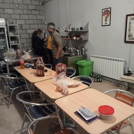 Tumanyan Bathhouse Hostel Экстерьер фото