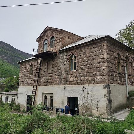 Tumanyan Bathhouse Hostel Экстерьер фото