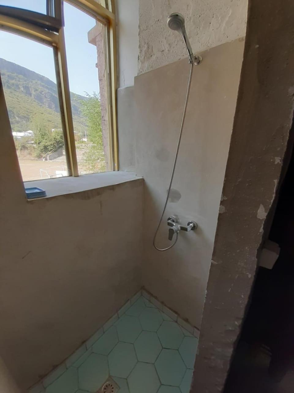 Tumanyan Bathhouse Hostel Экстерьер фото